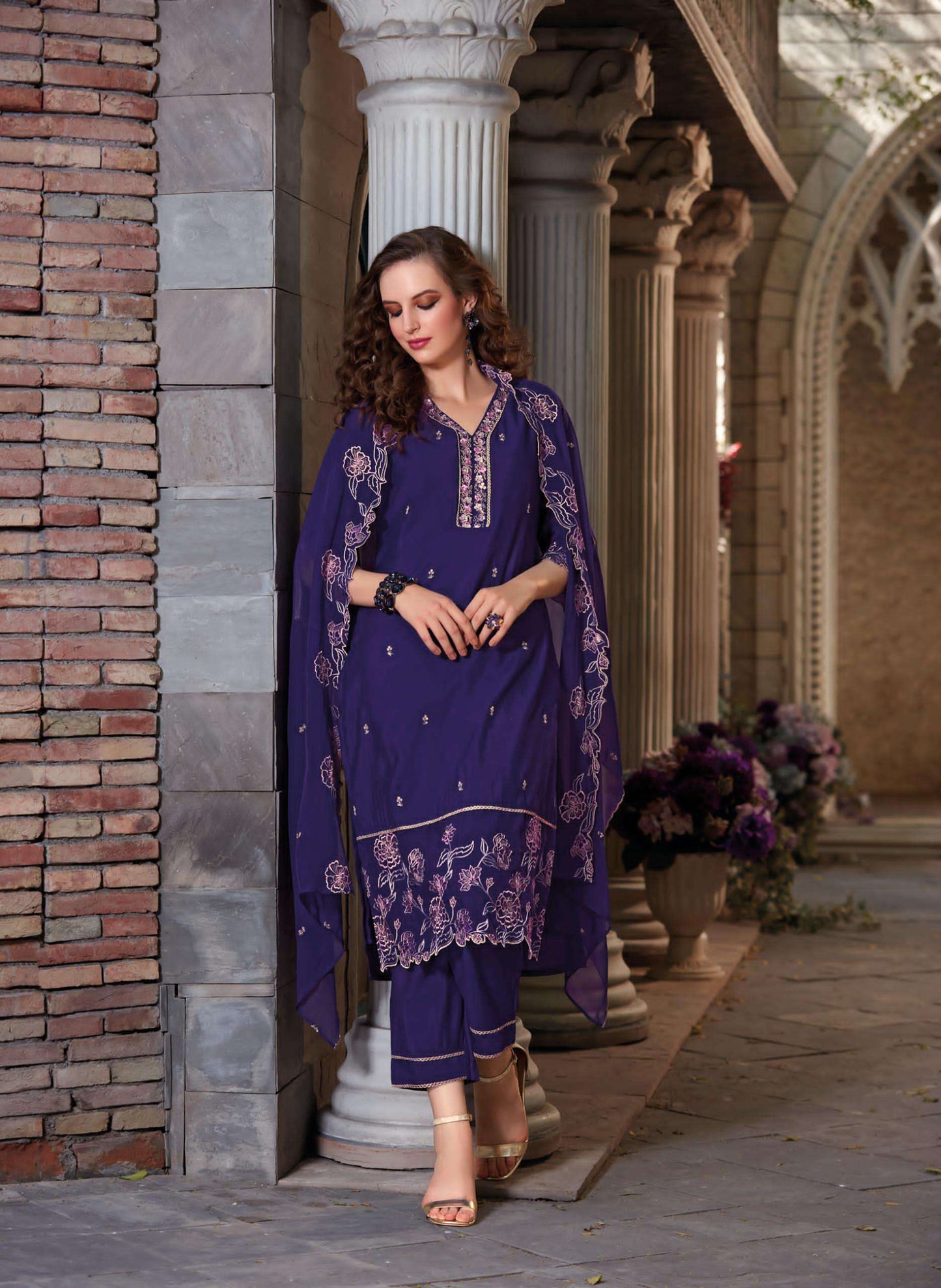 Lady Leela Swaara (6 Pcs)