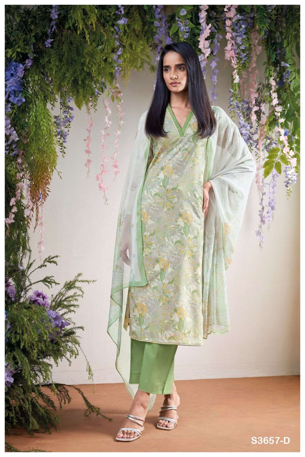 Ganga Fashion Thalira  (4 Pcs)