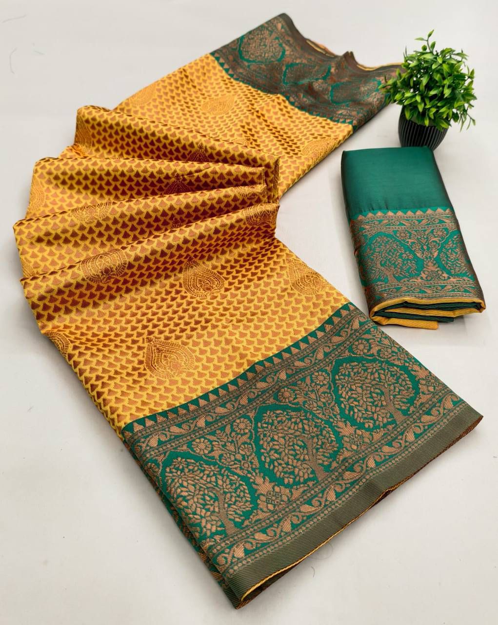 Amrah Wholesale Aab Saheli Saree