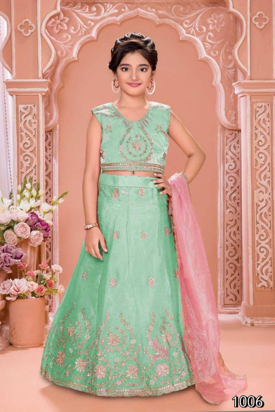 Aarvi Vol 1