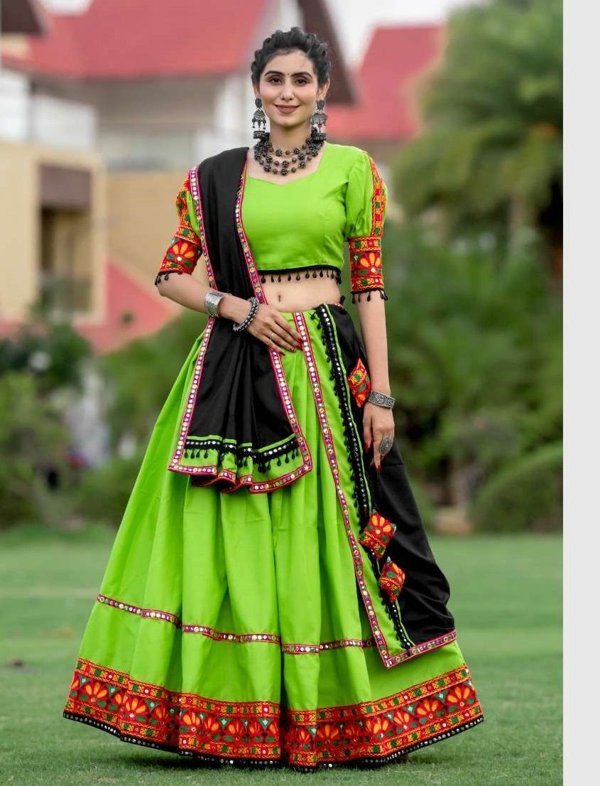 Aawiya Designer -7067