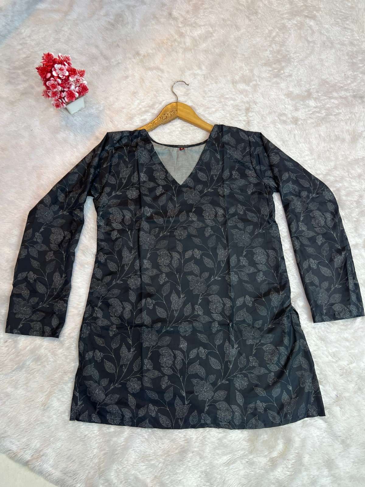 AAWIYA RJ - 5 Kurti - Amrah Wholesale