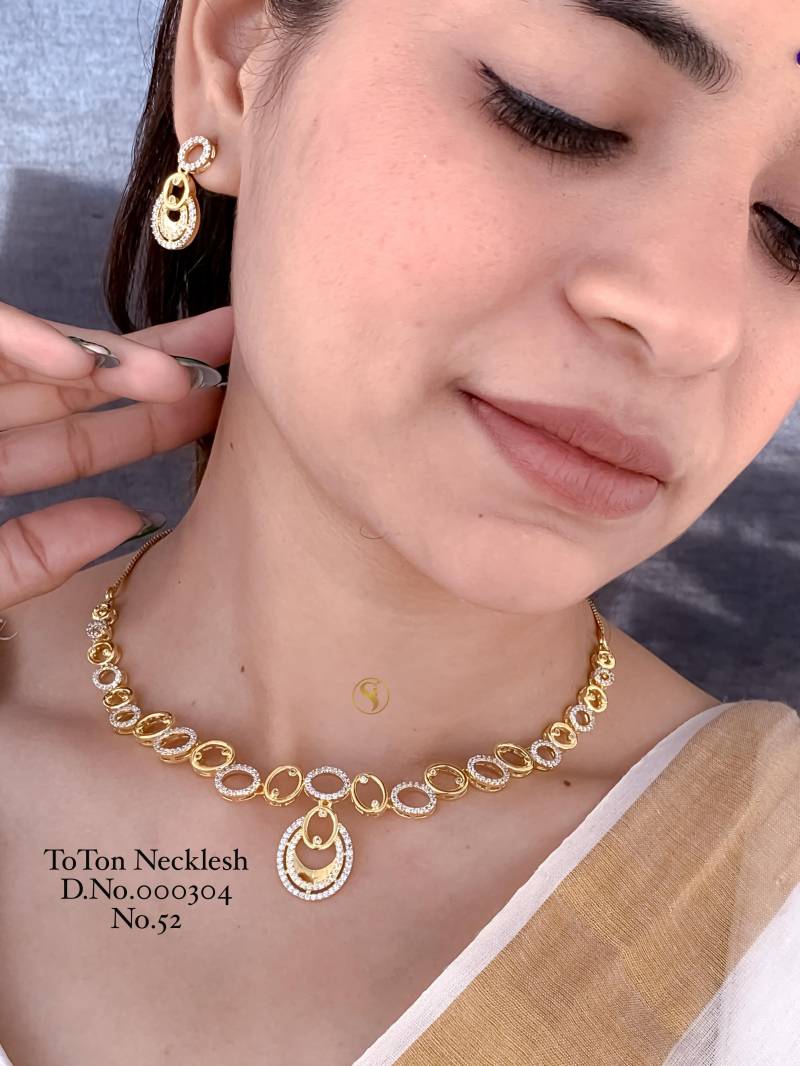 Ad Diamond Golden Necklace 10