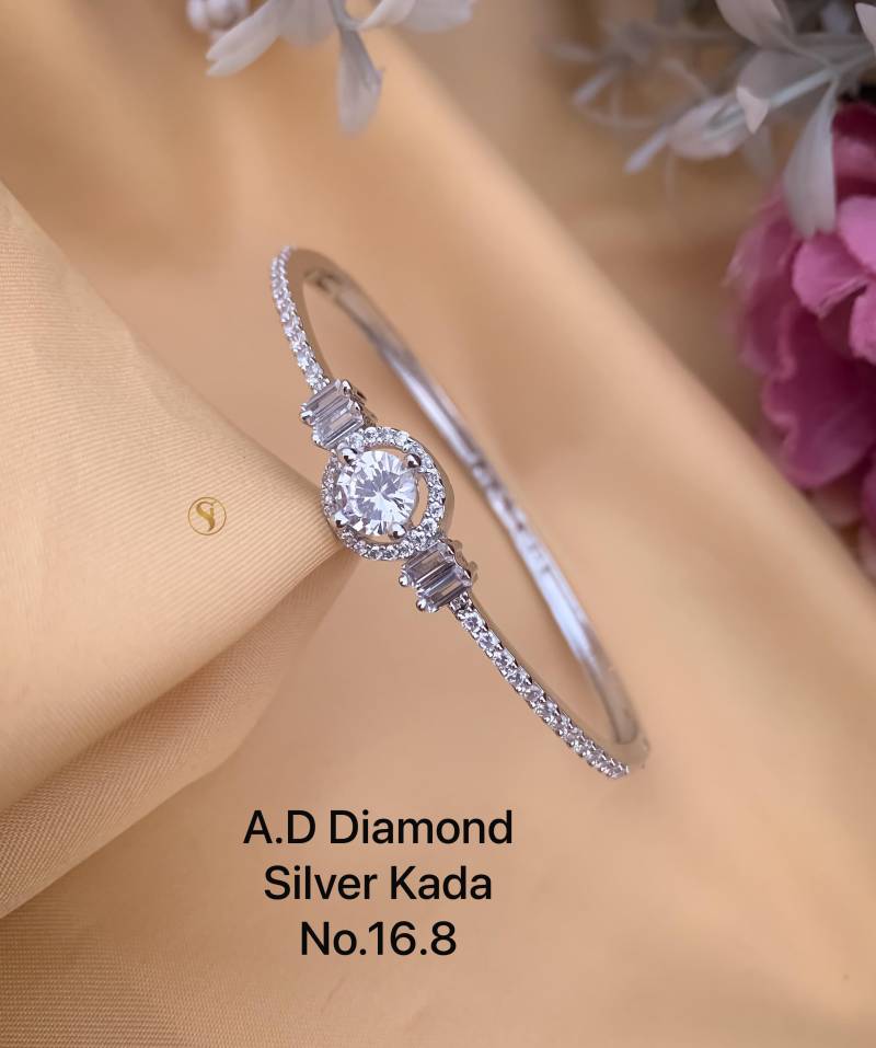 Ad Diamond Rose Gold Kada 18