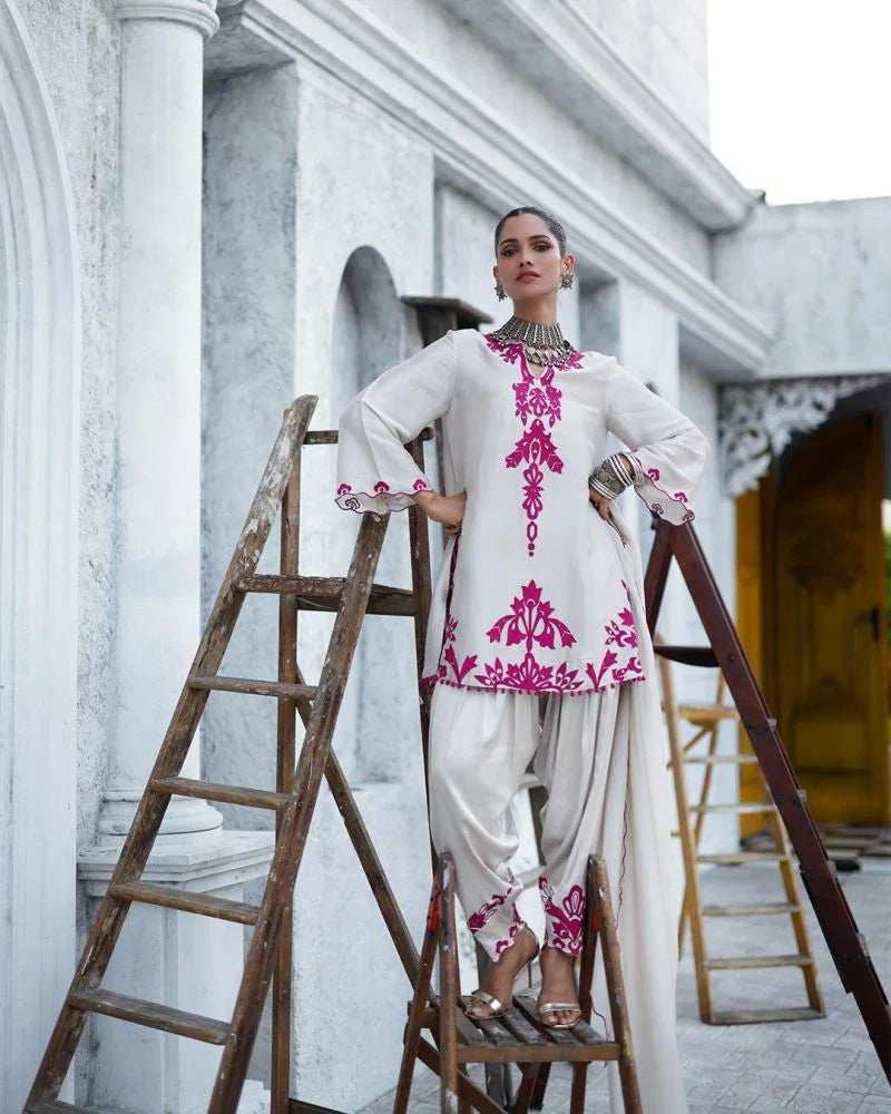 Afsana Gauri Rayon Embroidered Salwar Suit Set