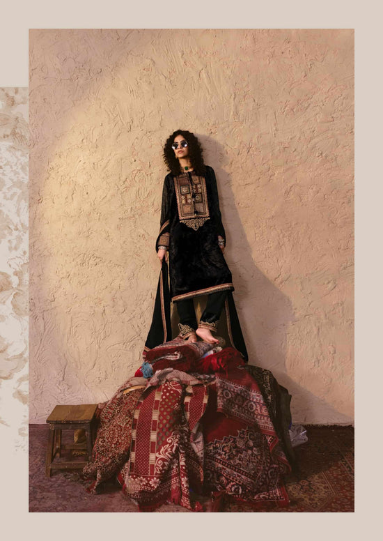 Aiqa Lifestyle Nooren Viscose Velvet Bemberg Tabby Silk Designer Suit