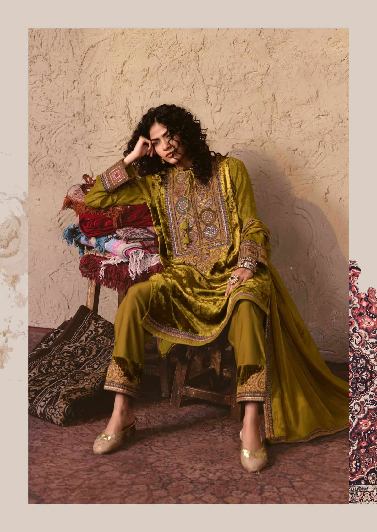 Aiqa Lifestyle Nooren Viscose Velvet Bemberg Tabby Silk Designer Suit
