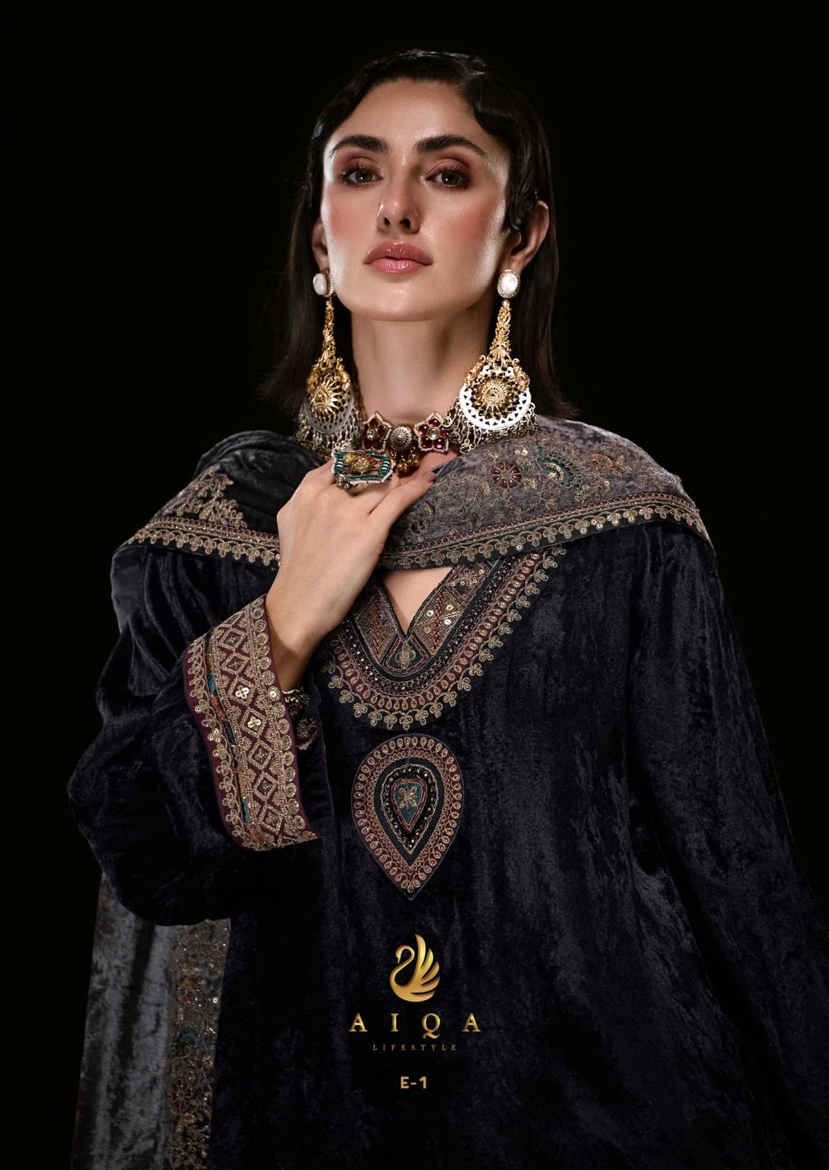 Aiqa Lifestyle The Royal Chapter Pure Viscose Velvet Dress Material