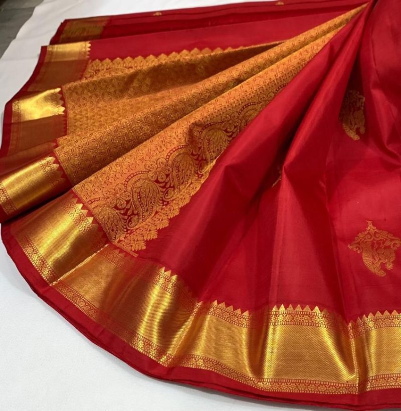 Amrah Aab Red Palakhi Soft Lichi Silk Saree