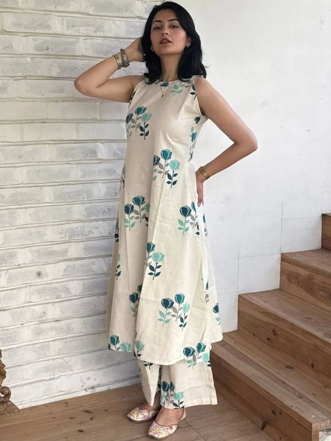 Dhruvi 412