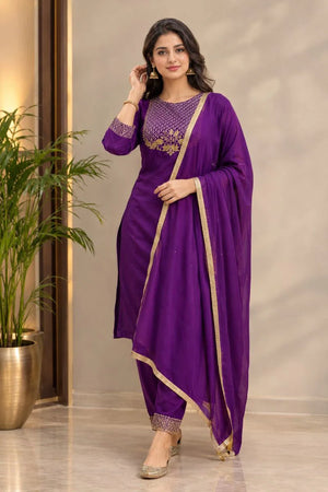 Amrah Emily 31 And 32 Slub Rayon Embroidered Kurti Pant Dupatta Set