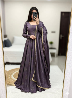 Ethnic Gown Set