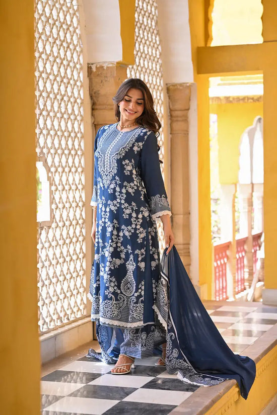 Inaya 01