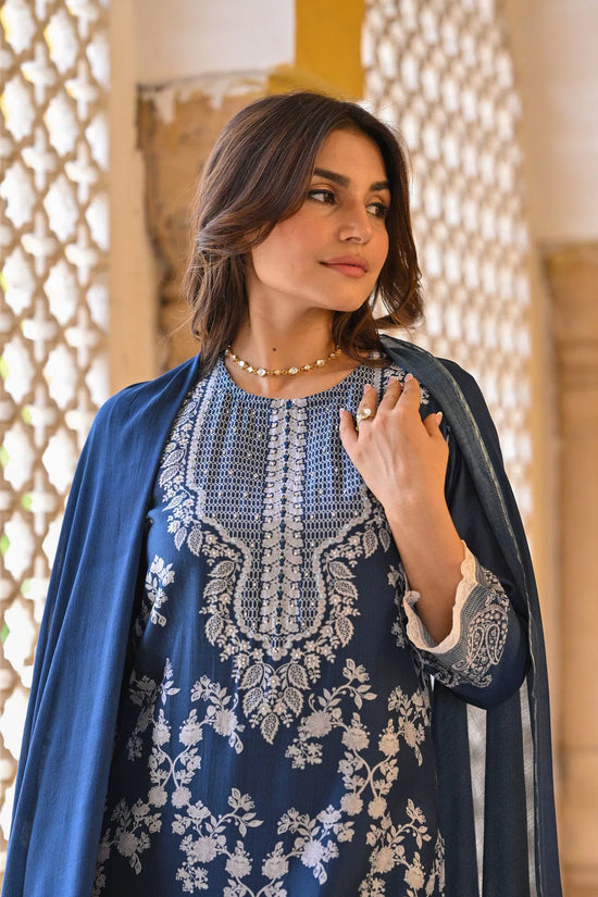 Inaya 01