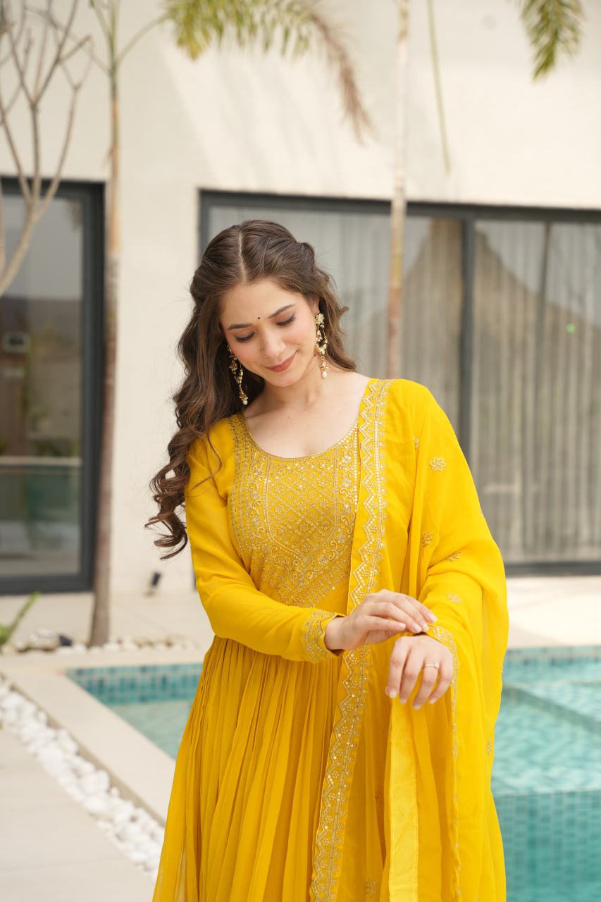 Amrah Wholesale Ka 1162 Faux Georgette Gown