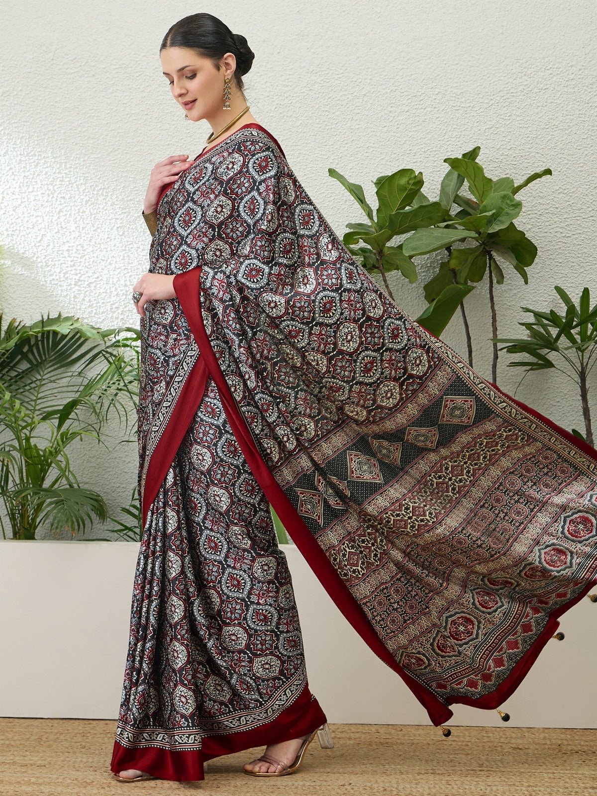 Amrah Wholesale Lux Vol 32 Semi Modal Saree - Amrah Wholesale