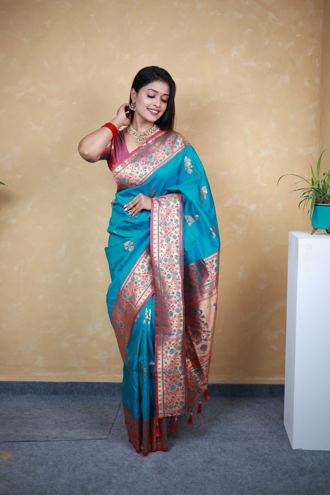 Amrah Wholesale Mb 28 Paithani Silk Saree - Amrah Wholesale