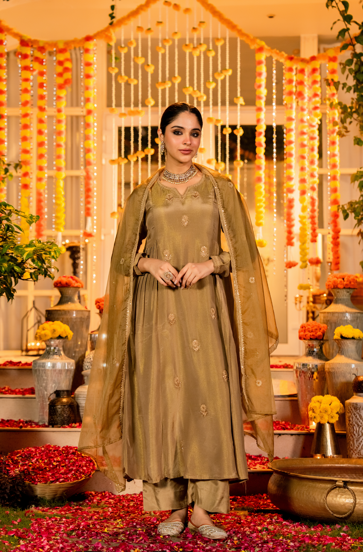 Amrah Mukti 99 Shimmer Chanderi Silk Kurti Pant Dupatta Set