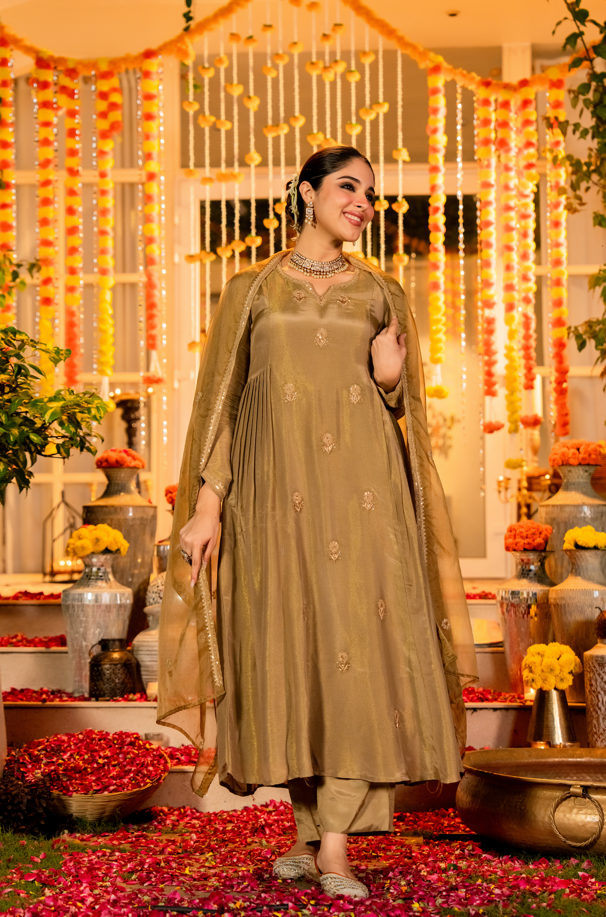 Amrah Mukti 99 Shimmer Chanderi Silk Kurti Pant Dupatta Set