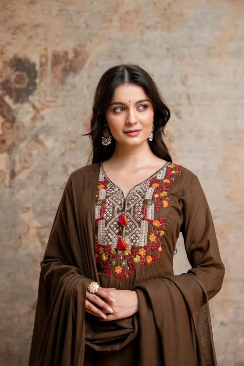 Amrah Wholesale Naisha K 1129 Cotton Silk Embroidered Kurti Pant Dupatta Set