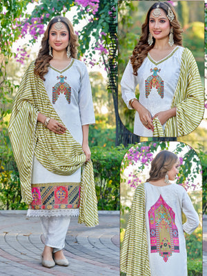 Naisha K 586