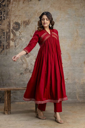 Naisha K 589