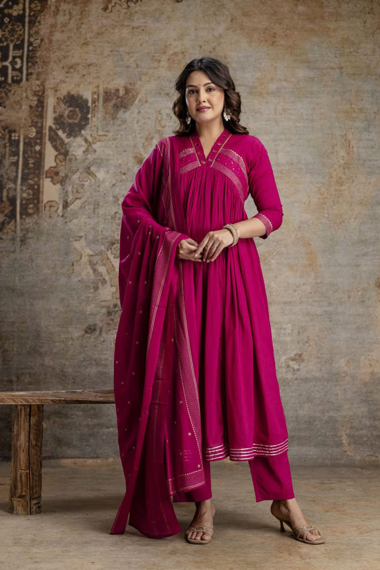 Naisha K 589