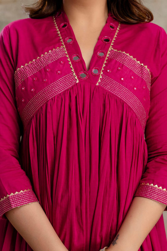 Naisha K 589