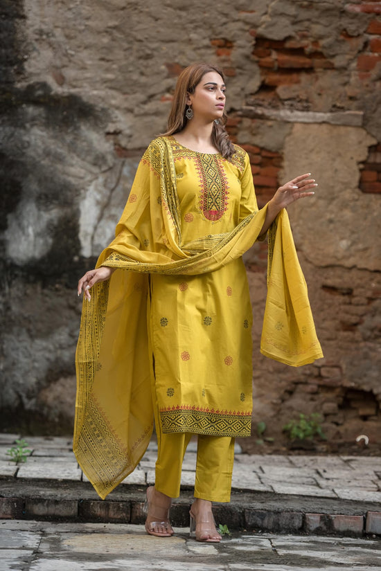 Naisha K 599