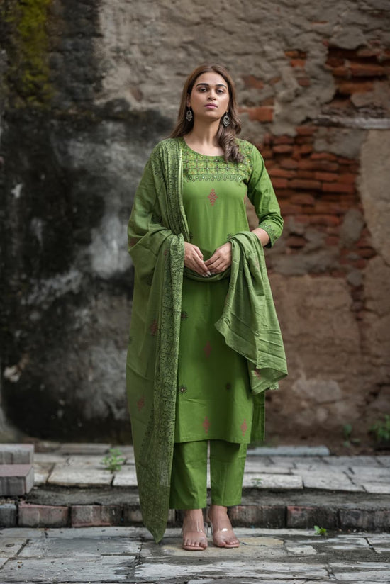 Naisha K 599