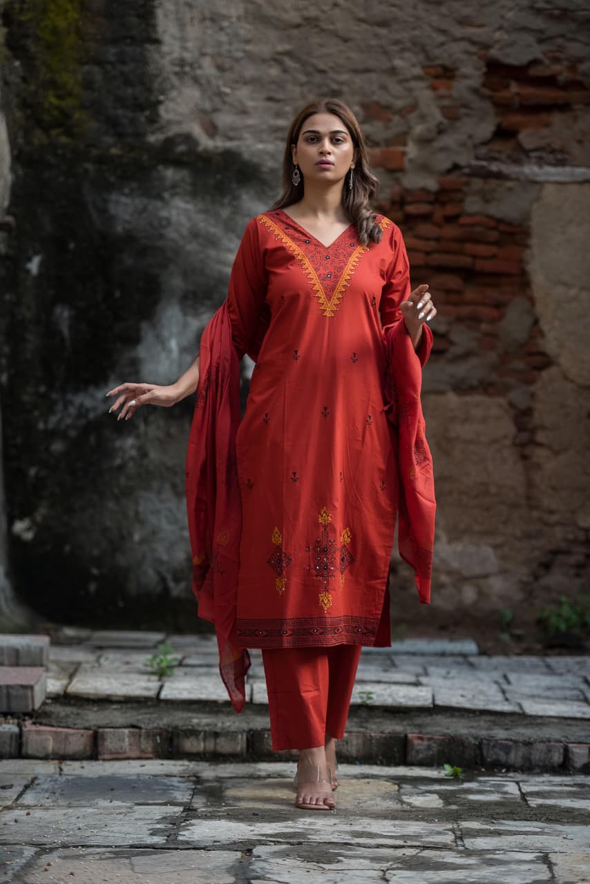 Naisha K 599