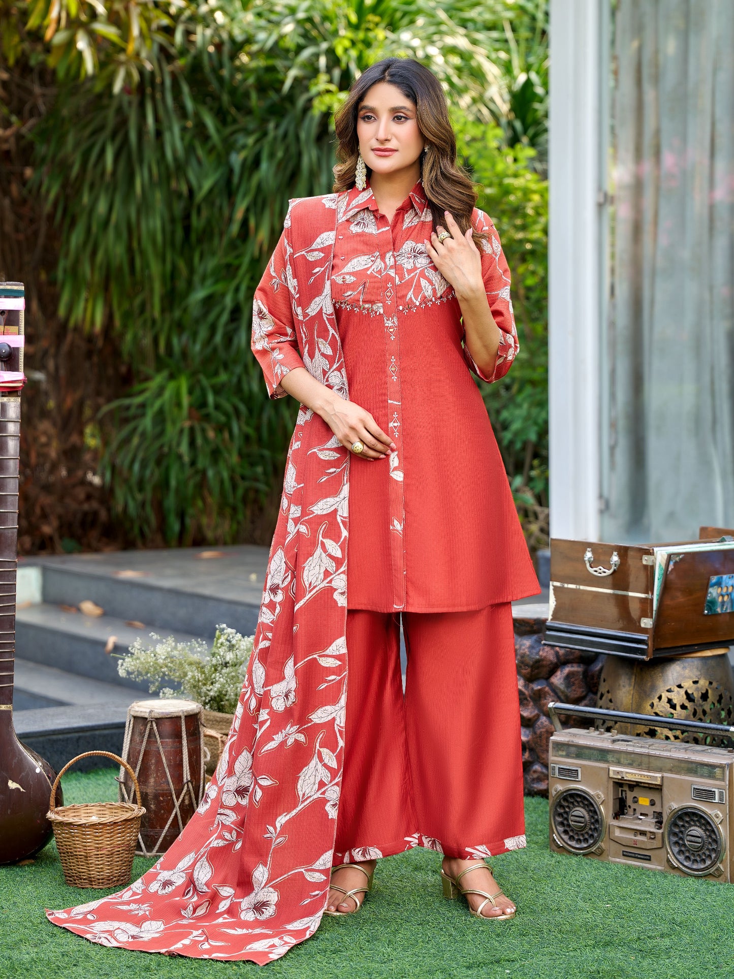 Naisha K 727