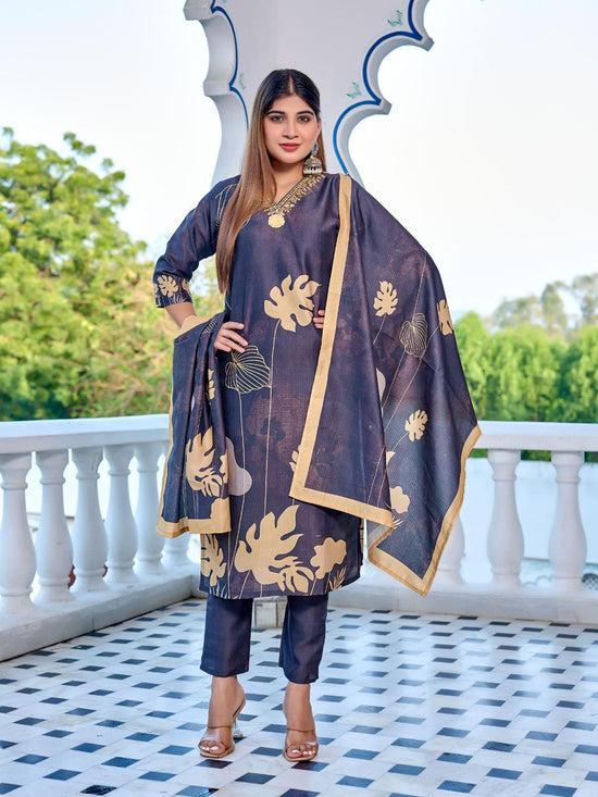 Naisha K 596