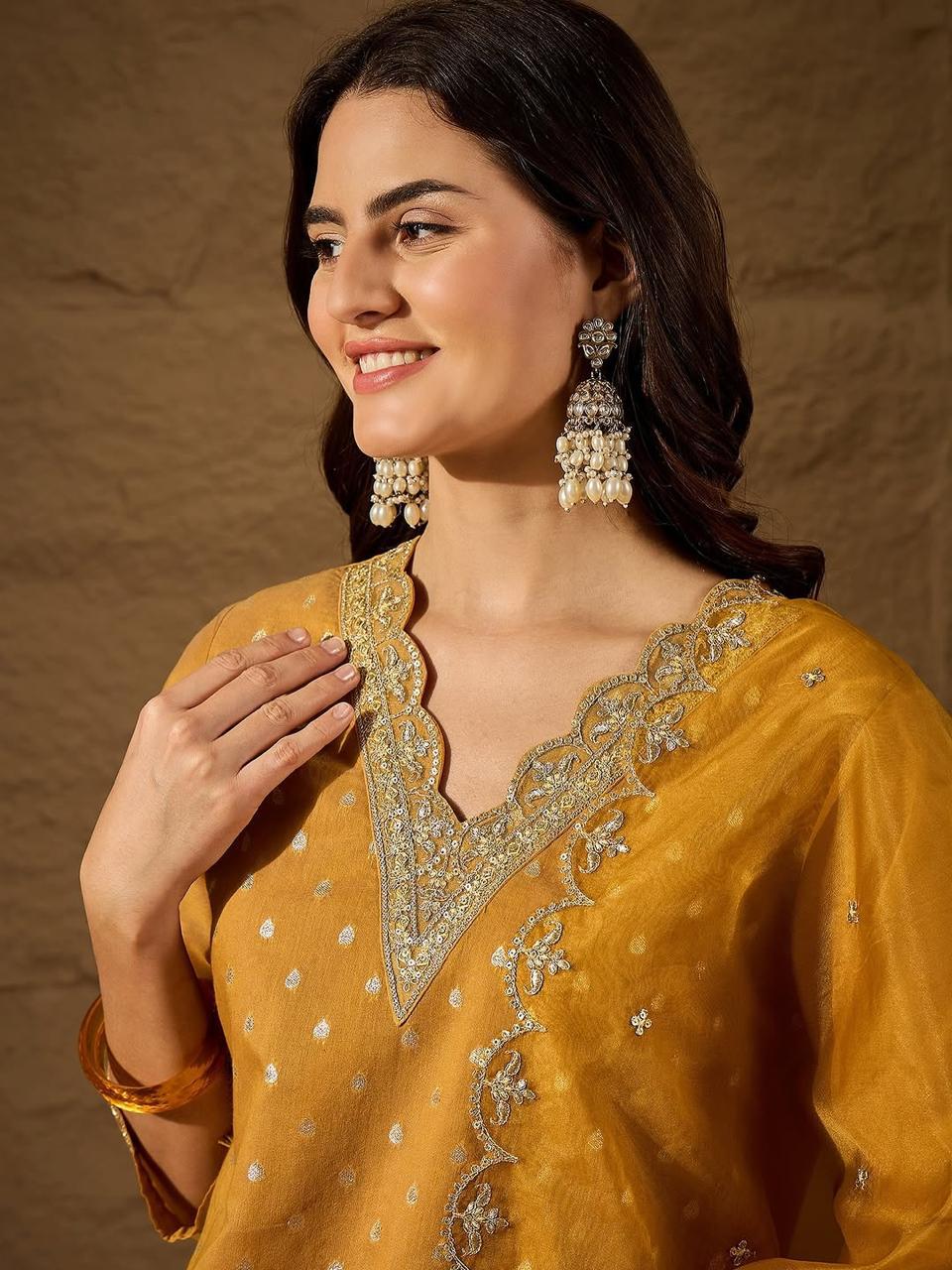 Amrah Navya Kurti 243 Jacquard Kurti Pant Dupatta Set - Amrah Wholesale