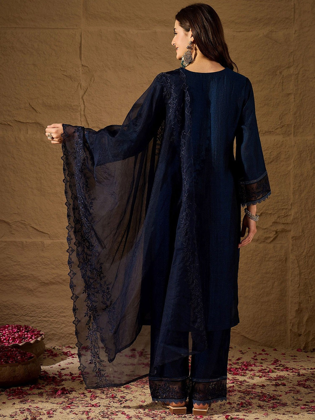 Amrah Navya Kurti 244 Silk Blend Kurti Pant Dupatta Set