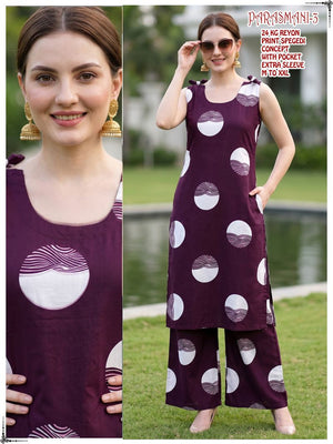 Amrah Wholesale Parasmani Combo Rayon Printed Kurti With Bottom Collection
