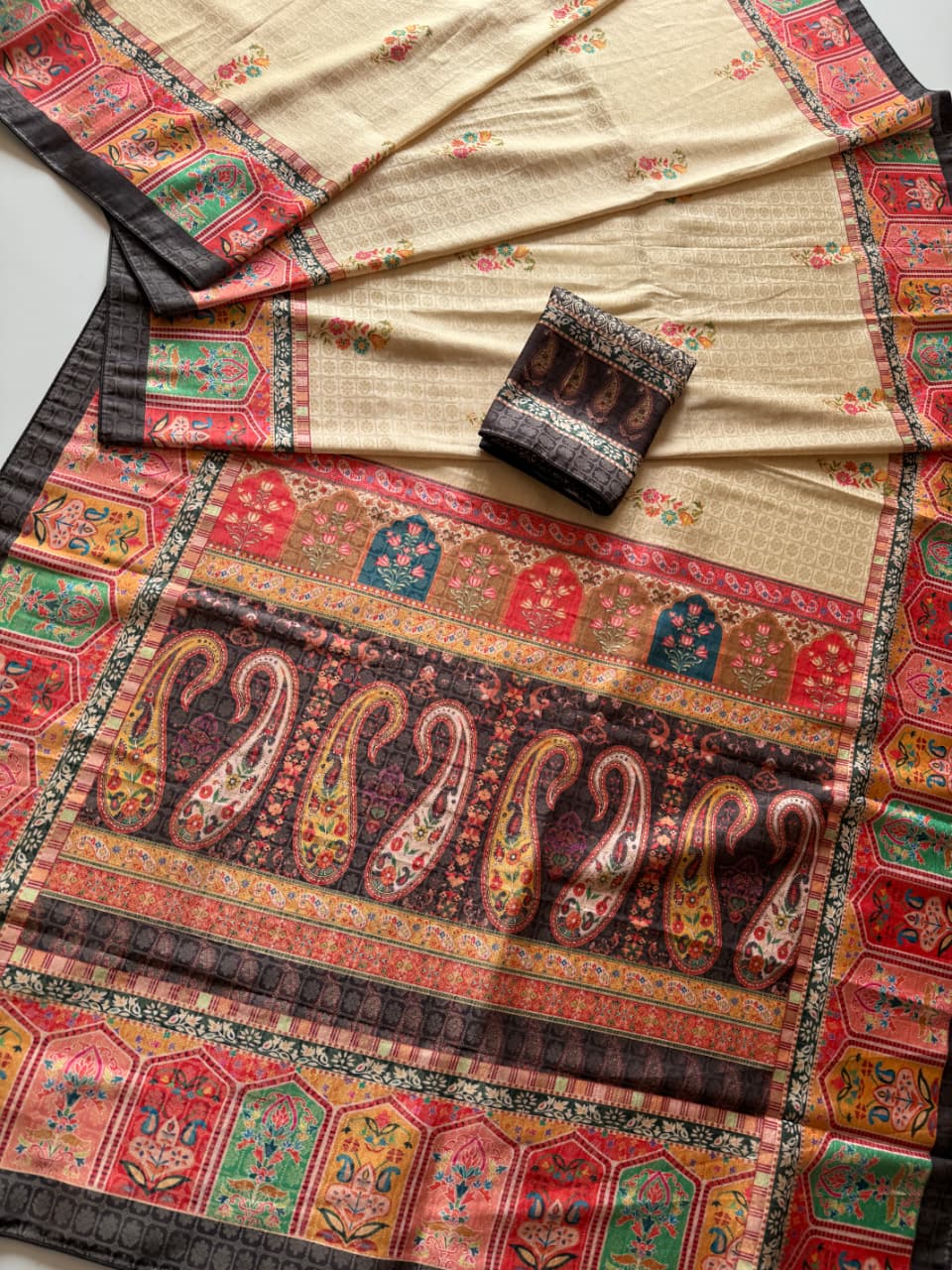 Amrah Scjb Rajwadi B Dola Silk Saree Collection