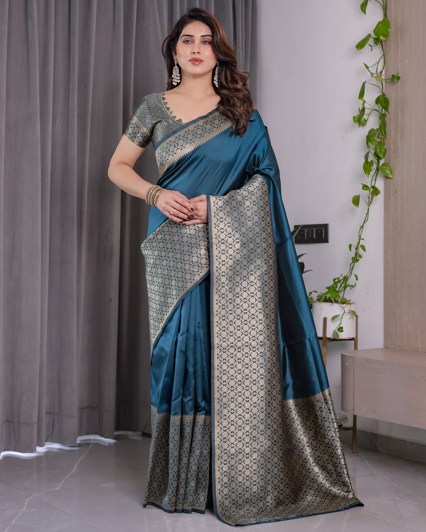 Amrah Wholesale Sh Jcq 06 Soft Lichi Silk Saree