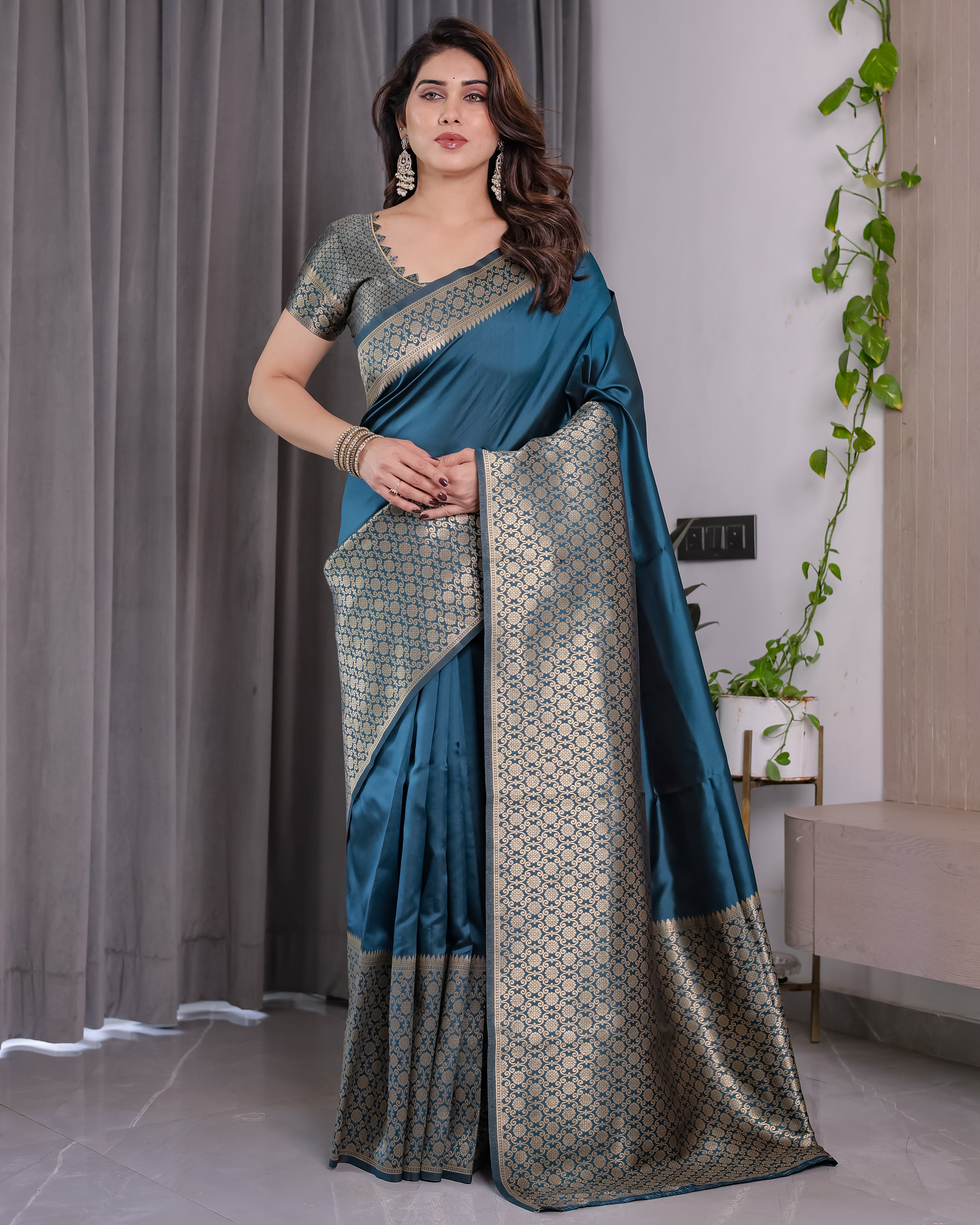 Amrah Wholesale Sh Jcq 06 Soft Lichi Silk Saree