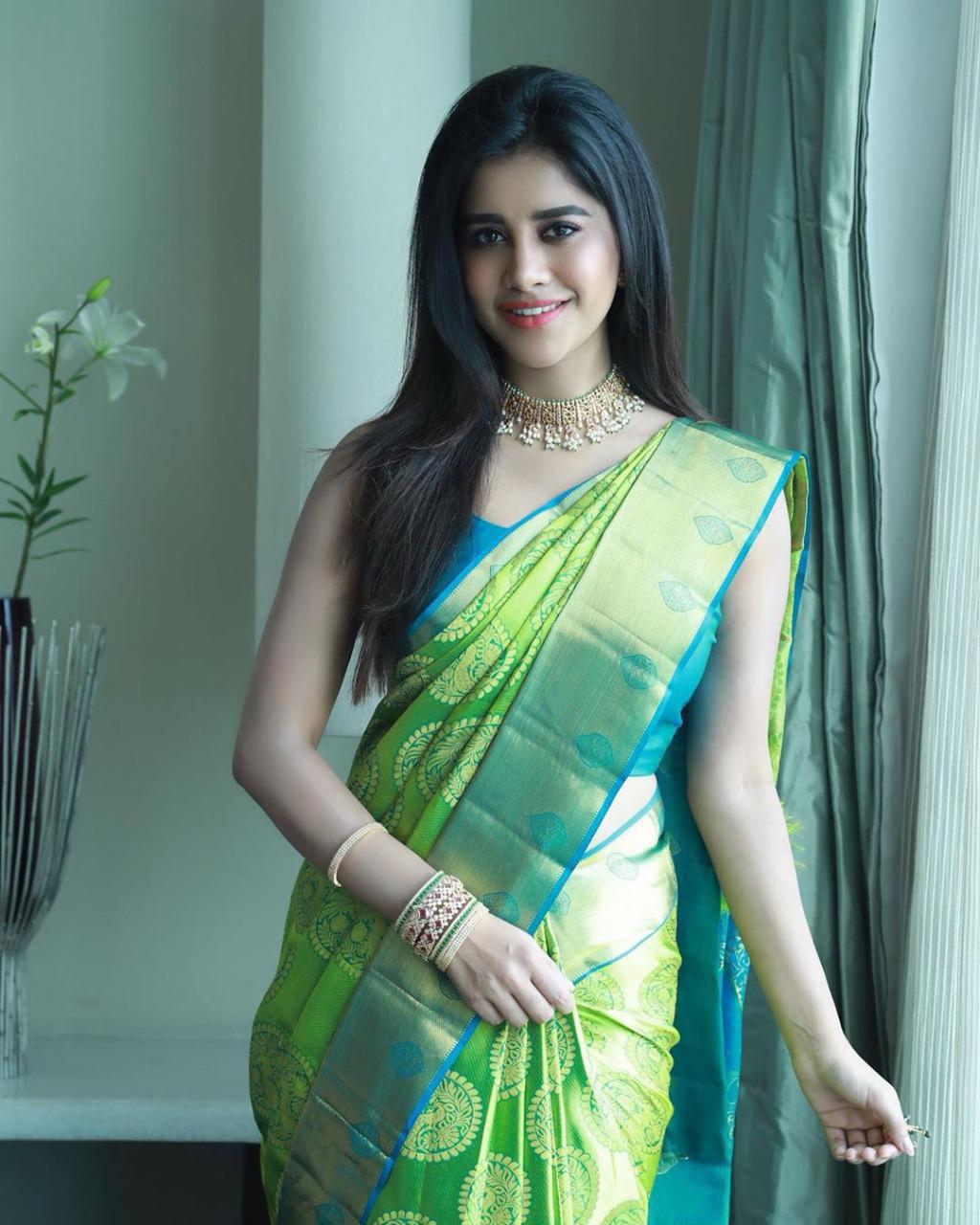 Amrah Soft Silk 4069 Lichi Silk Saree Wholesale