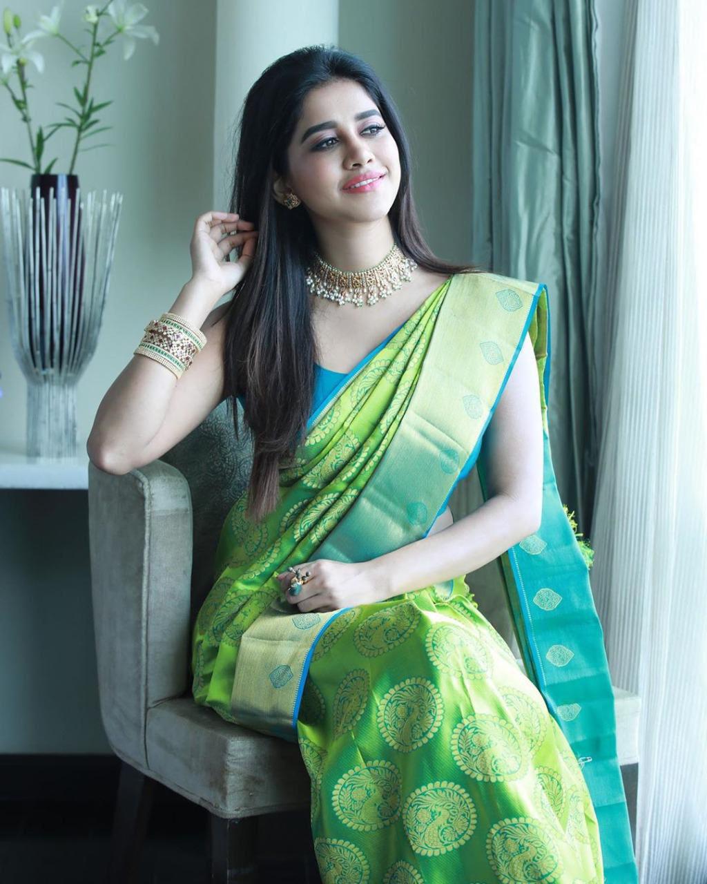 Amrah Soft Silk 4069 Lichi Silk Saree Wholesale