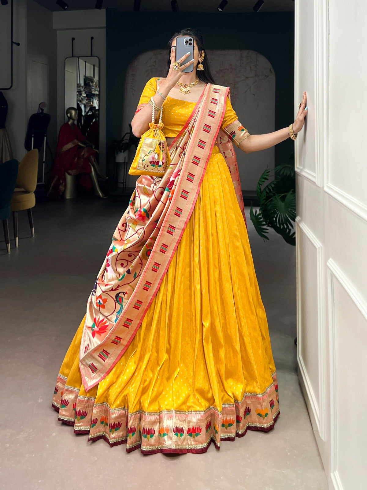 Amrah Taraa L 2031 Lehenga Wholesale Catalogue - Amrah Wholesale