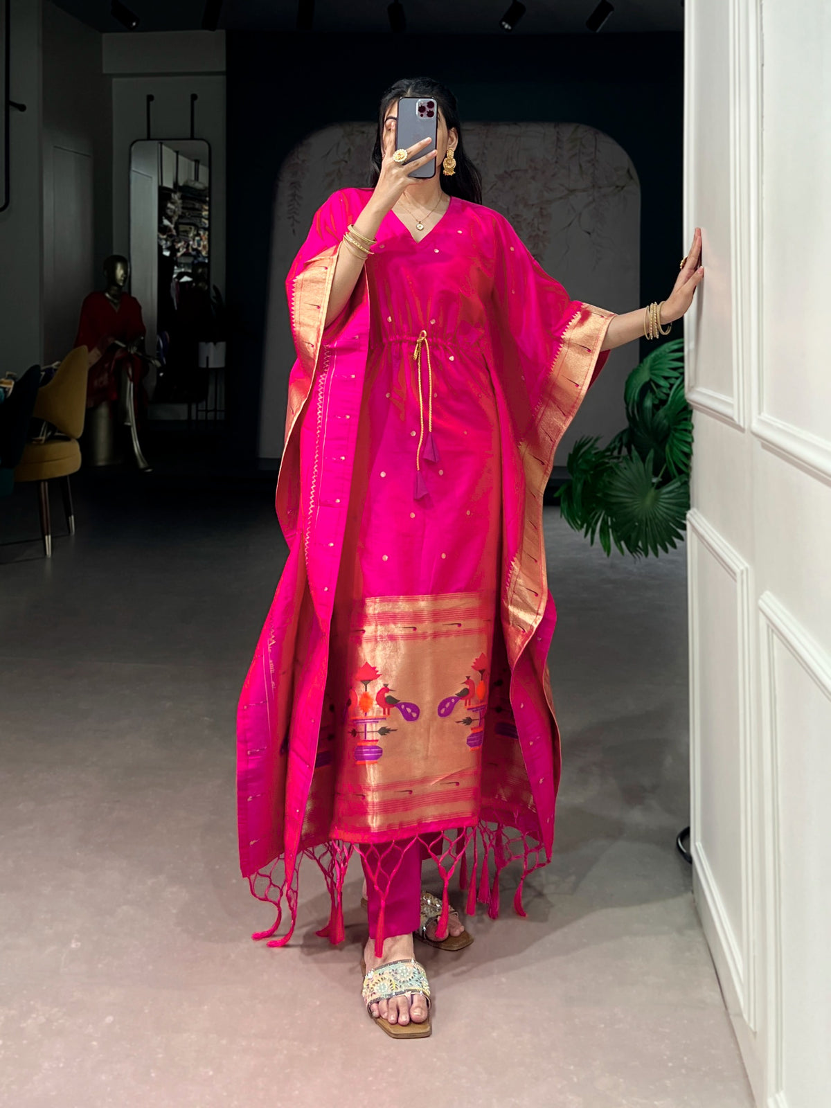 Amrah Taraa L 3802 Jacquard Zari Weaving Kaftan