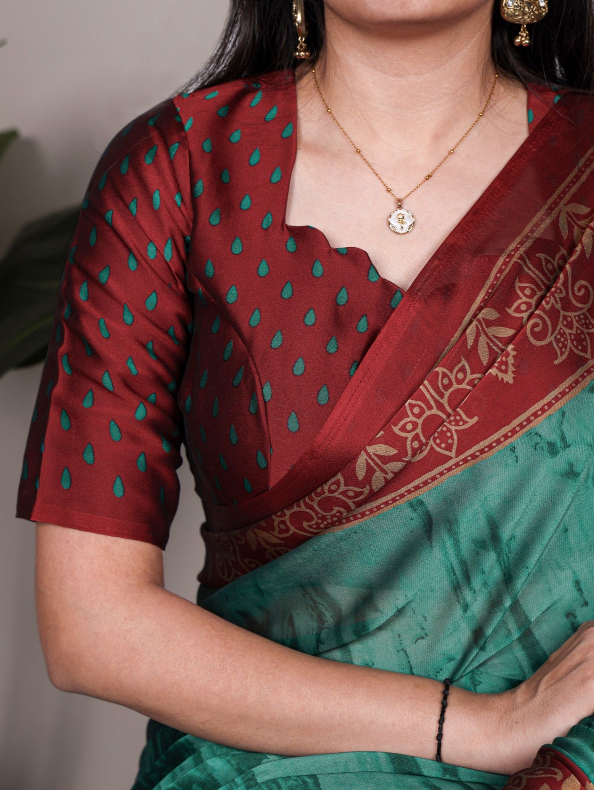 Amrah Taraa L 7103 Saree Wholesale Catalogue - Amrah Wholesale