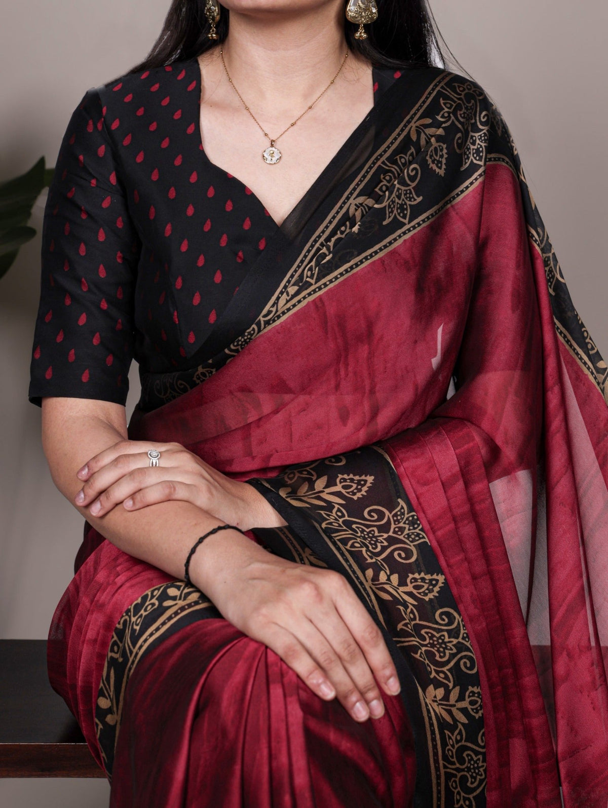 Amrah Taraa L 7103 Saree Wholesale Catalogue - Amrah Wholesale