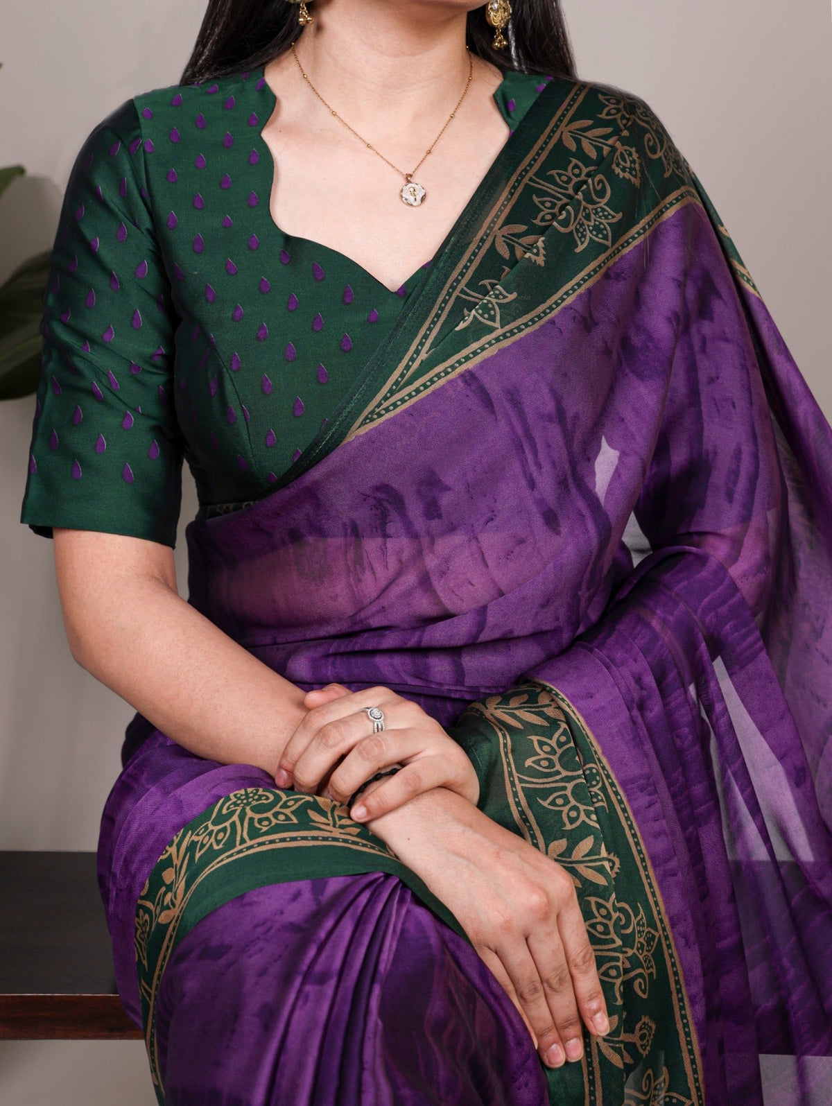 Amrah Taraa L 7103 Saree Wholesale Catalogue - Amrah Wholesale
