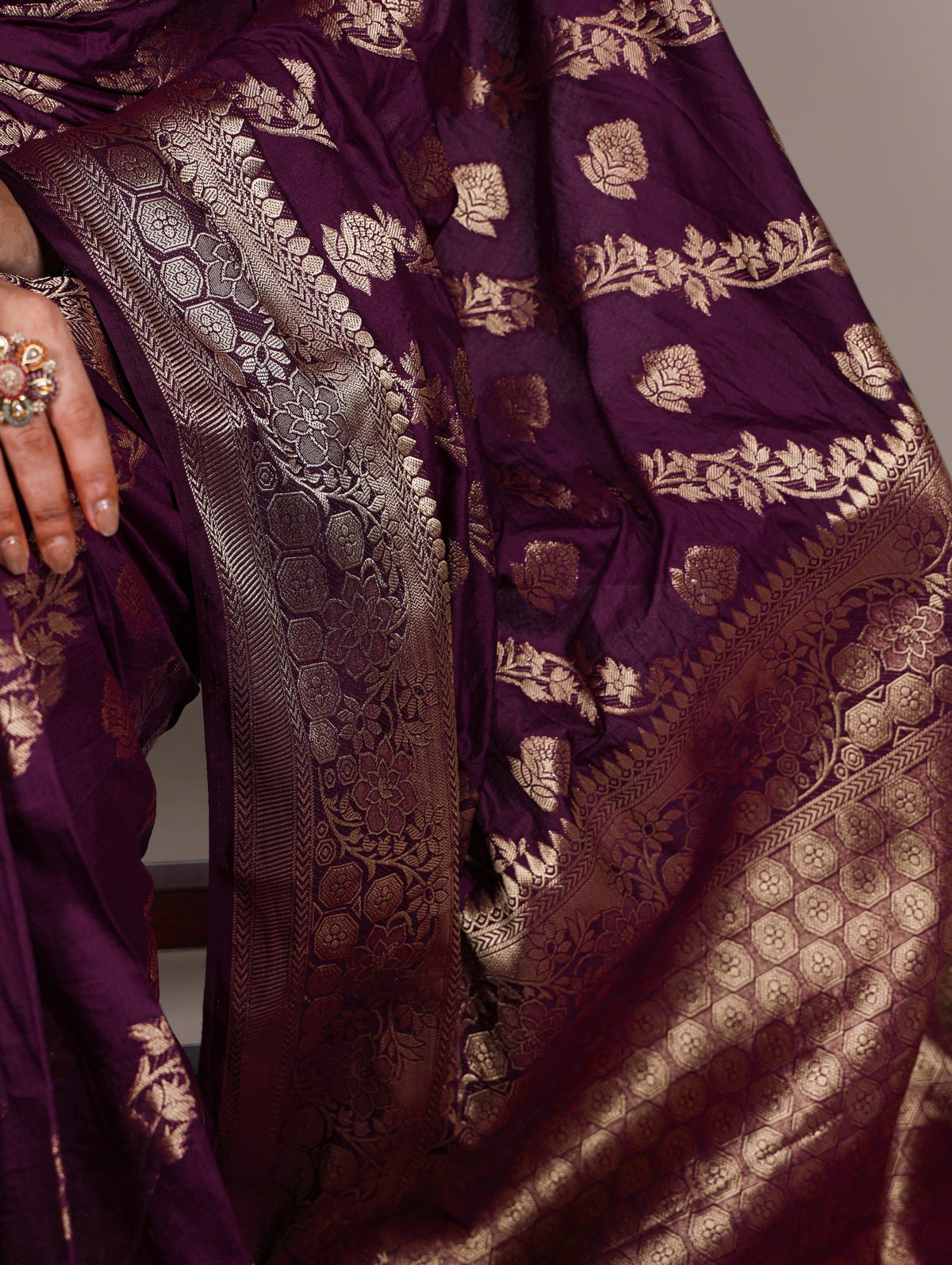 Amrah Taraa L 7914 Naylon Weaving Work Saree