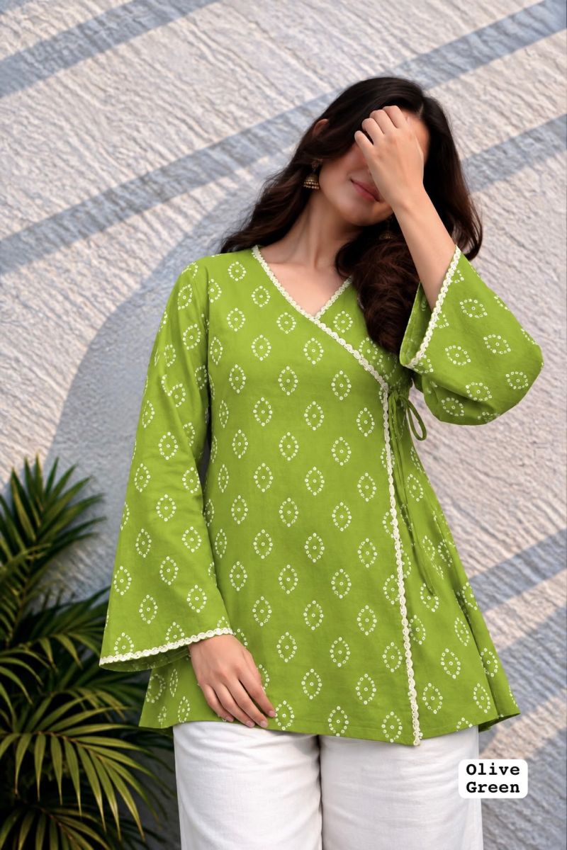 Amrah Wholesale Adaa Vol 5 Rayon Bandhani Printed Short Top