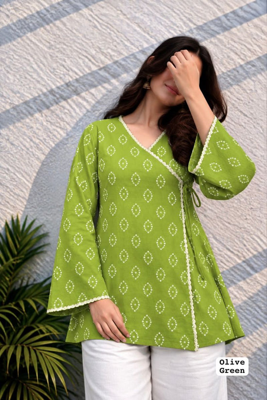 Amrah Wholesale Adaa Vol 5 Rayon Bandhani Printed Short Top