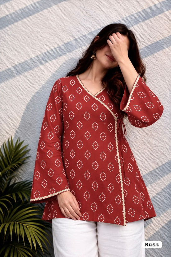 Amrah Wholesale Adaa Vol 5 Rayon Bandhani Printed Short Top